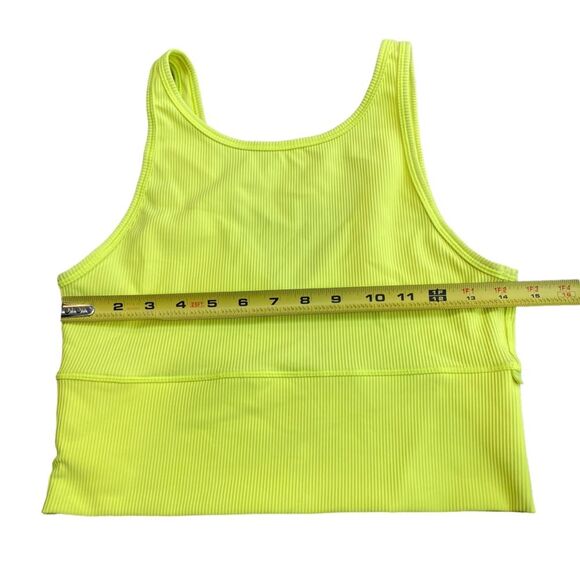 Lululemon Women’s 8 Power Pivot Ribbed Tank Top
Highlight Yellow Reversible Crop - Picture 6 of 7